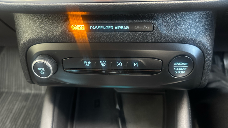 Ford Focus 1.0 EcoBoost Hybrid mHEV 155 Titanium Vignale 5dr Petrol Hatchback